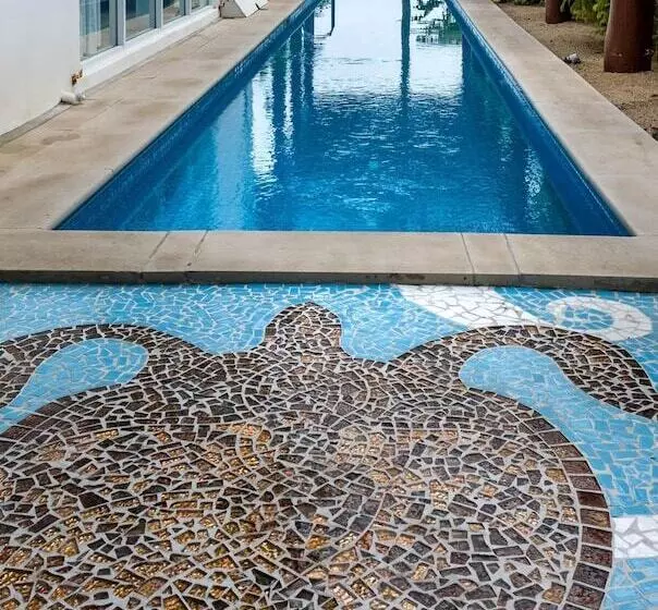 ویلای 1 خوابه, First Landing Beach Resort & Villas