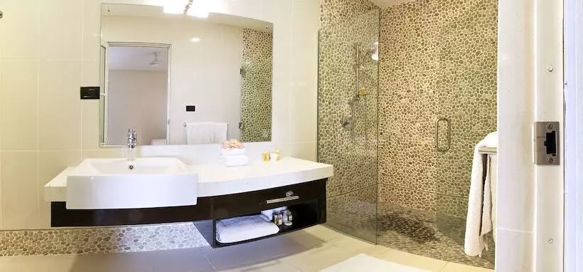 آپارتمان 3 خوابه, First Landing Beach Resort & Villas