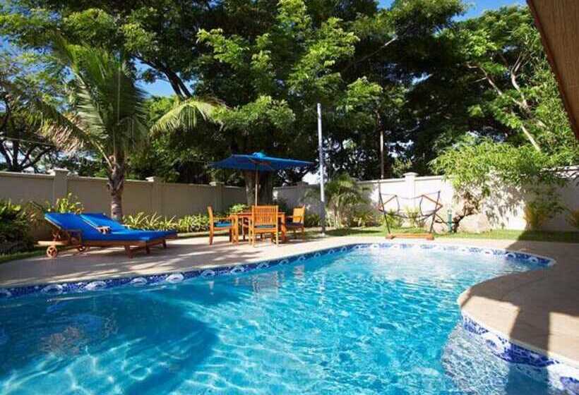 침실 2개 빌라, First Landing Beach Resort & Villas