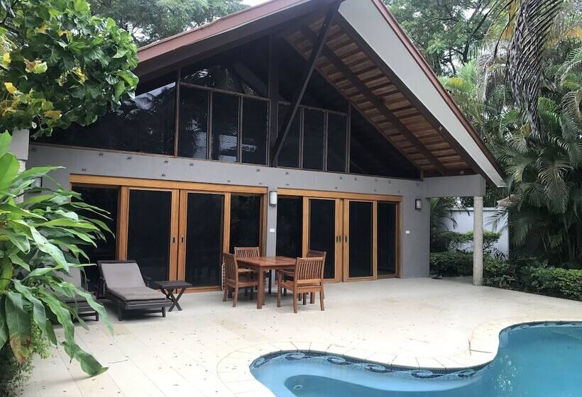 ツーベッドルーム ヴィラ, First Landing Beach Resort & Villas