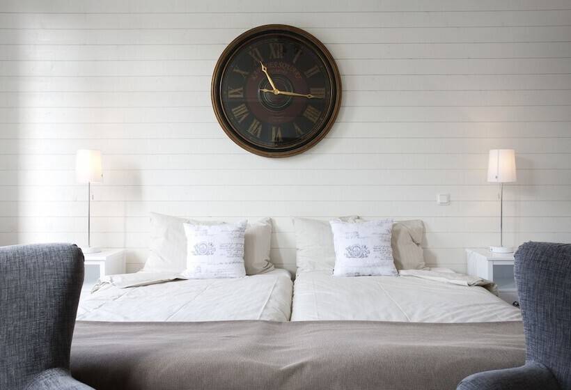 Номер Superior, örebro