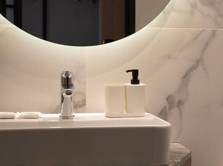 غرفة قياسية إطلالة جانبية علي البحر, Hersonissos Palace