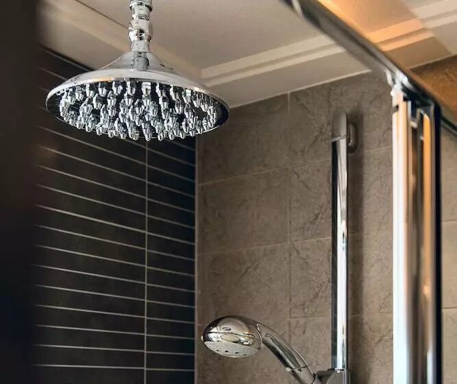 اتاق استاندارد, Hi Hotel Bari