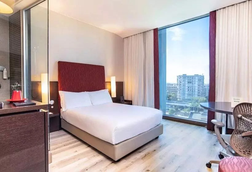 اتاق استاندارد, Hi Hotel Bari