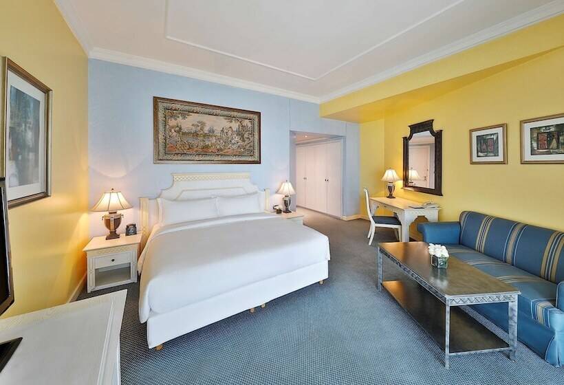 اتاق اجرایی, Al Habtoor Grand