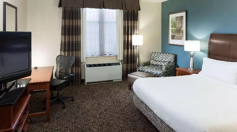 キングサイズベッドのスイートルーム, Hilton Garden Inn Rockaway