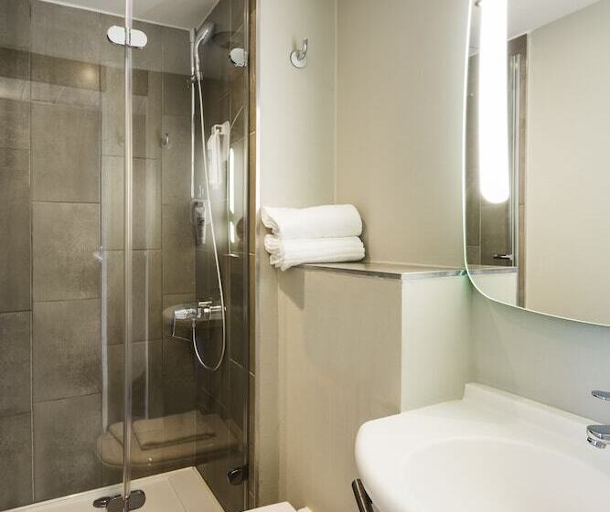 Номер Стандарт, Ibis Bordeaux Centre Gare Saintjean Euratlantique