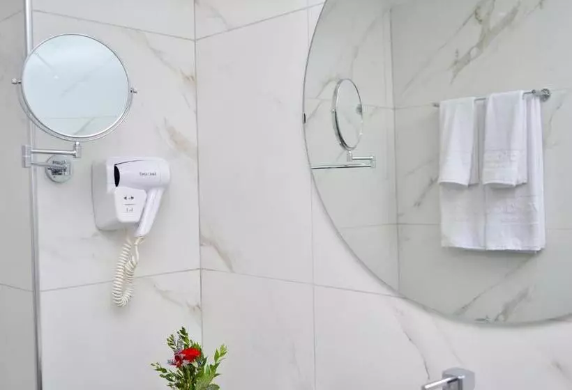 اتاق لوکس سه تخته, Hôtel Joya Paradise & Spa Djerba