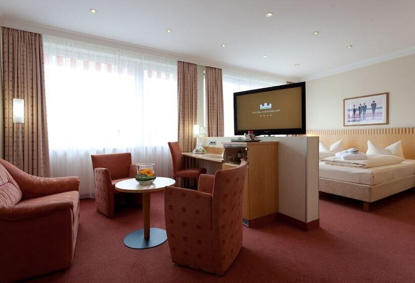 جناح جونيور, Konigshof