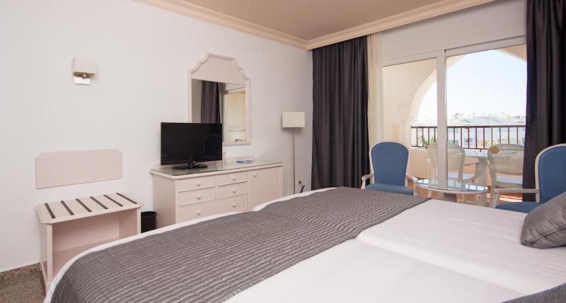 スーペリアールーム, Mac Puerto Marina Benalmádena