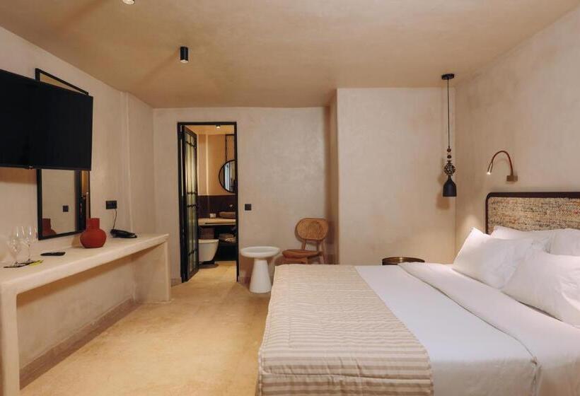 プールビュースイート, Meroviglia Boutique