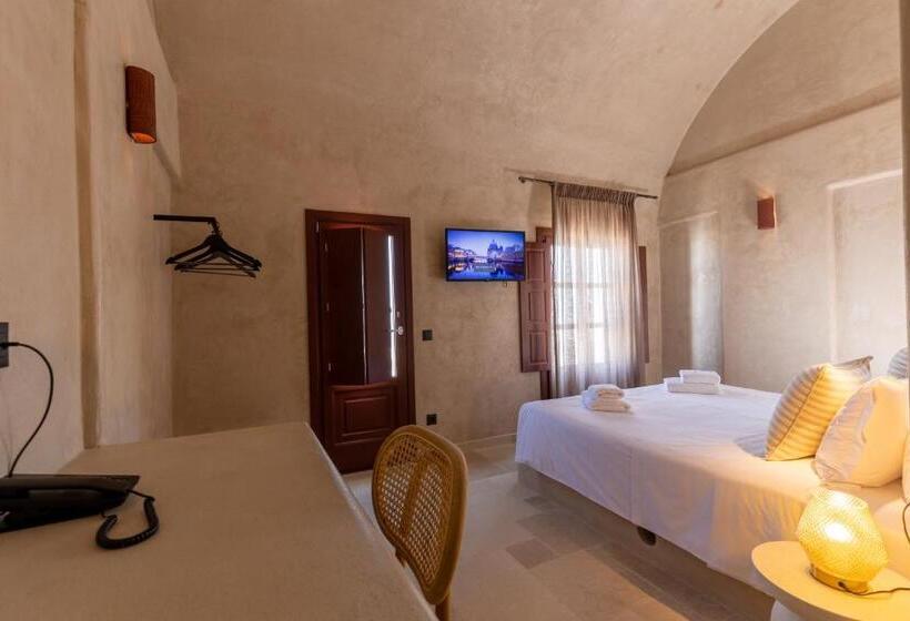 オーシャンビュースタンダードルーム, Meroviglia Boutique