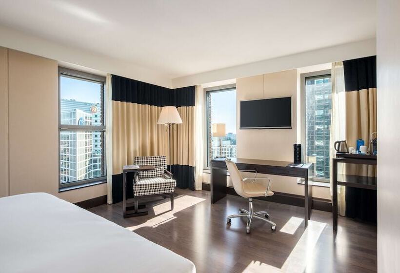 高级大房间, NH Den Haag