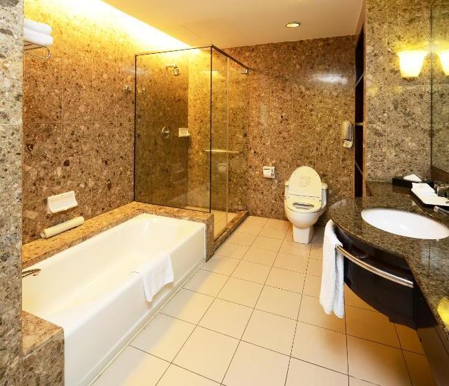 اتاق سوپریور با تخت بزرگ, Pacific Regency Hotel Suites