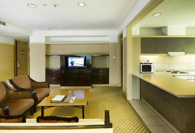 سوئیت اجرایی با تخت کینگ, Pacific Regency Hotel Suites