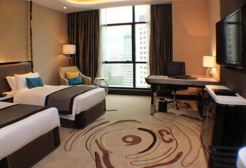 سوئیت پریمیوم, Pacific Regency Hotel Suites