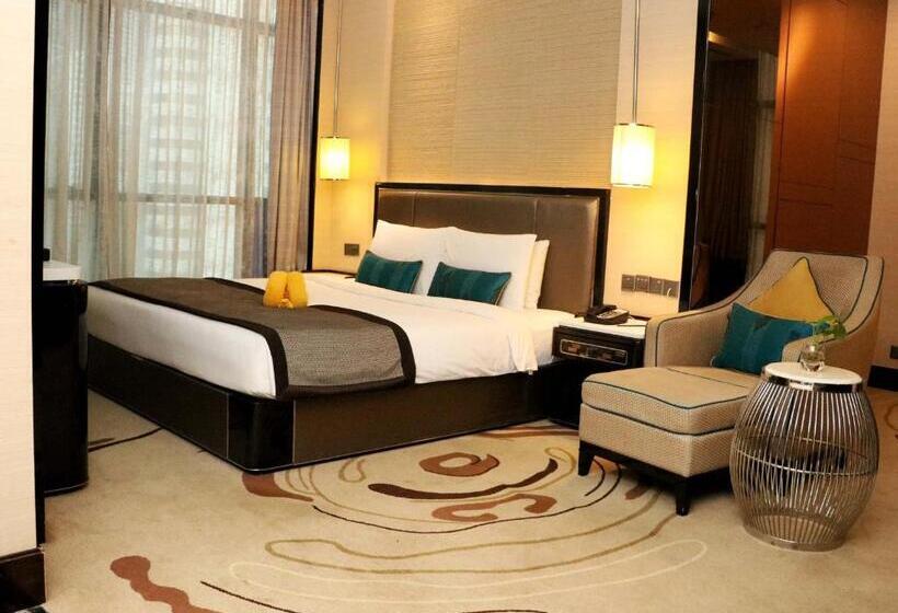 سوئیت پریمیوم, Pacific Regency Hotel Suites