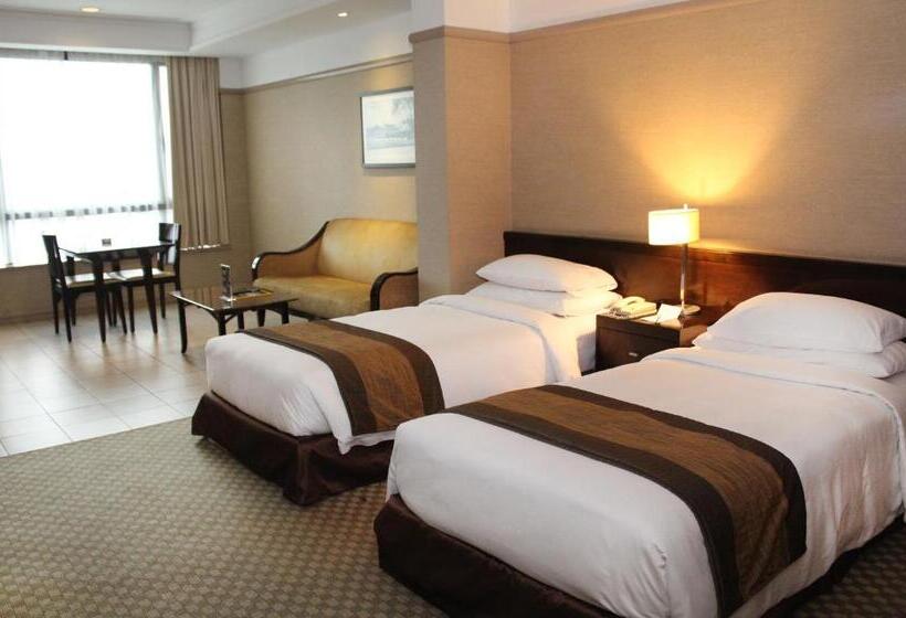 اتاق سوپریور, Pacific Regency Hotel Suites