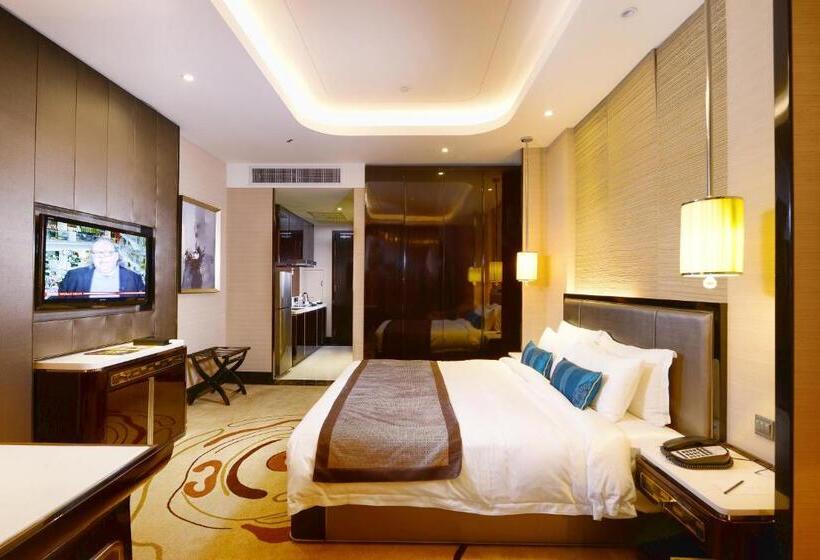 سوئیت پریمیوم, Pacific Regency Hotel Suites