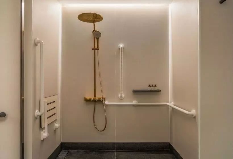 Club Room