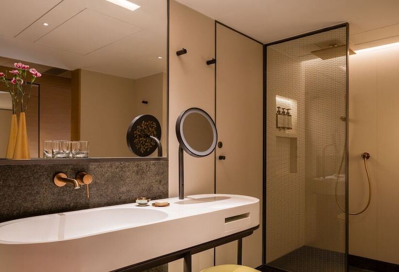 اتاق کلاب, Regent Hong Kong