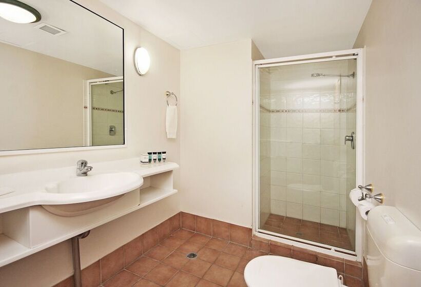 Номер Стандарт, Sovereign On The Gold Coast