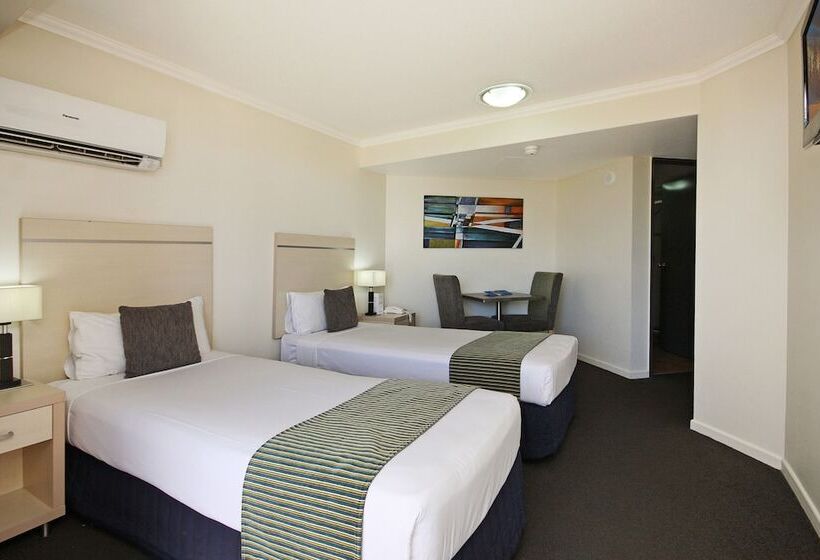 Номер Стандарт, Sovereign On The Gold Coast