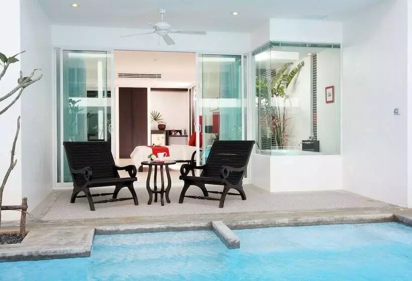 اتاق لوکس, The Old Phuket   Karon Beach Resort   Sha Plus