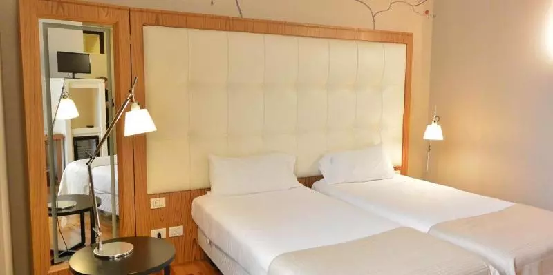 اتاق لوکس, The Old Phuket   Karon Beach Resort   Sha Plus