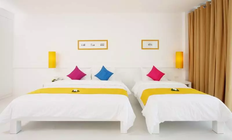 اتاق لوکس با چشم‌انداز استخر, The Old Phuket   Karon Beach Resort   Sha Plus
