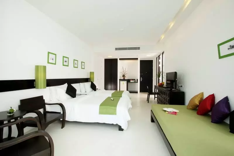 اتاق لوکس با چشم‌انداز استخر, The Old Phuket   Karon Beach Resort   Sha Plus
