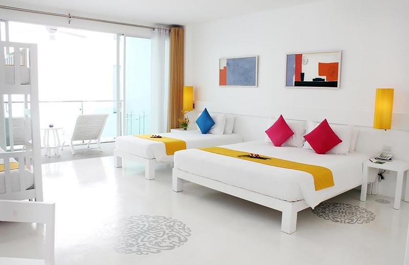 디럭스 패밀리 룸, The Old Phuket   Karon Beach Resort   Sha Plus