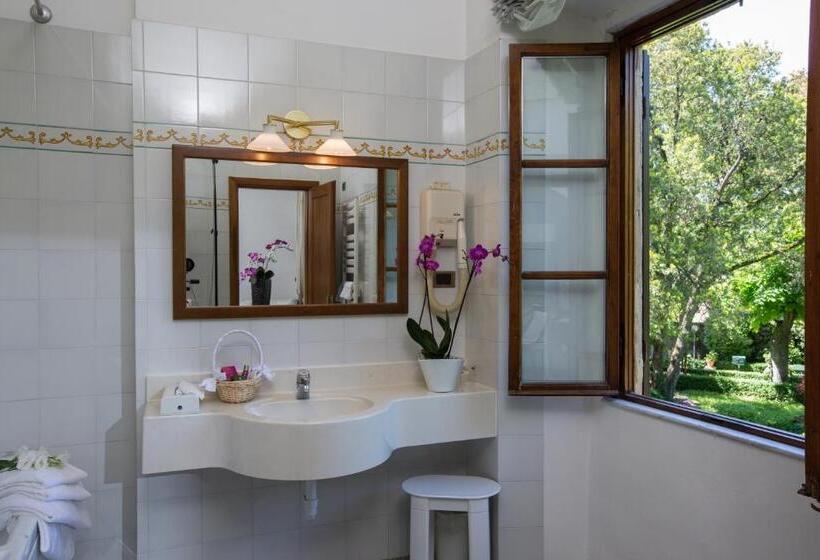 סוויטת ג'וניור, Villa San Lucchese