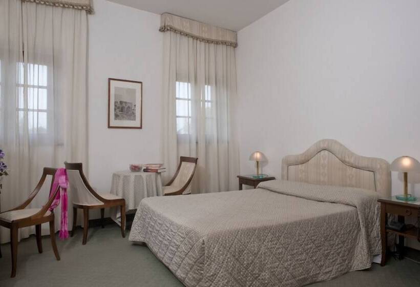 Номер Стандарт, Villa San Lucchese