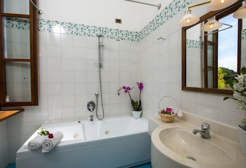 סוויטת ג'וניור, Villa San Lucchese