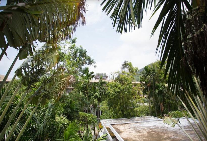 デラックスルーム, Kata Poolside Resort Sha Extra Plus