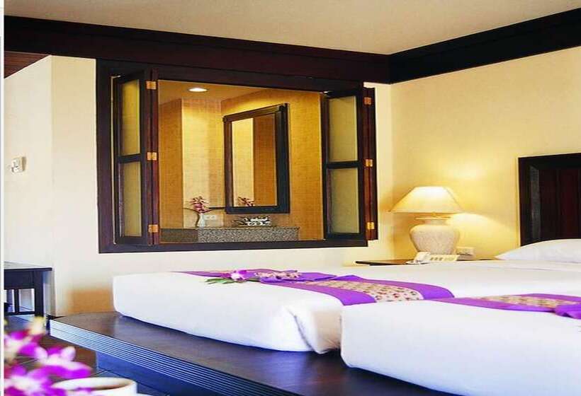 デラックスルーム, Kata Poolside Resort Sha Extra Plus