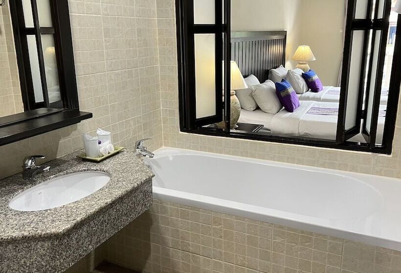 スーペリアールーム, Kata Poolside Resort Sha Extra Plus