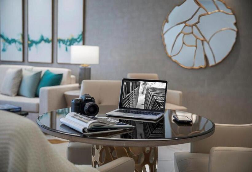 Standard Connecting Room, Al Jaddaf Rotana Suite