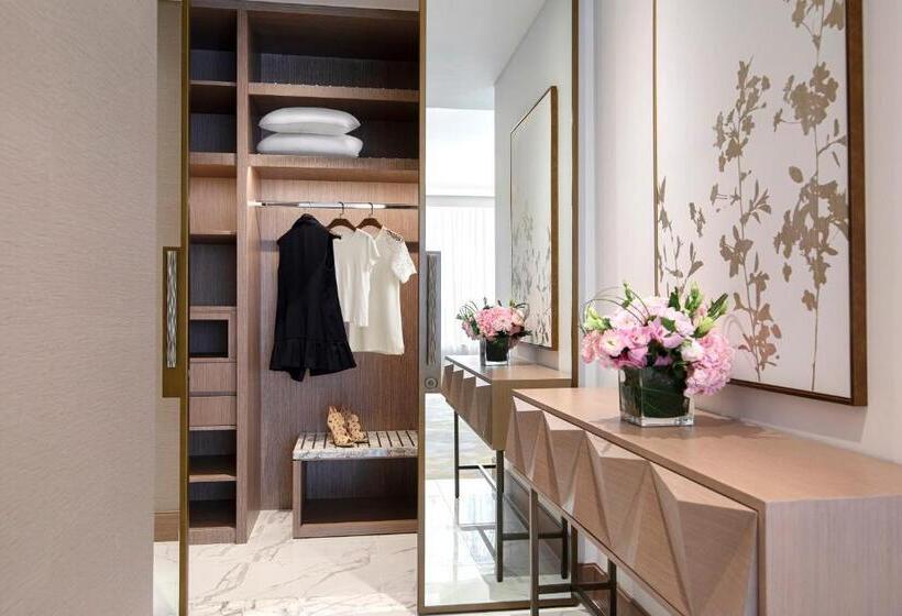 带3个卧室的套间, Al Jaddaf Rotana Suite