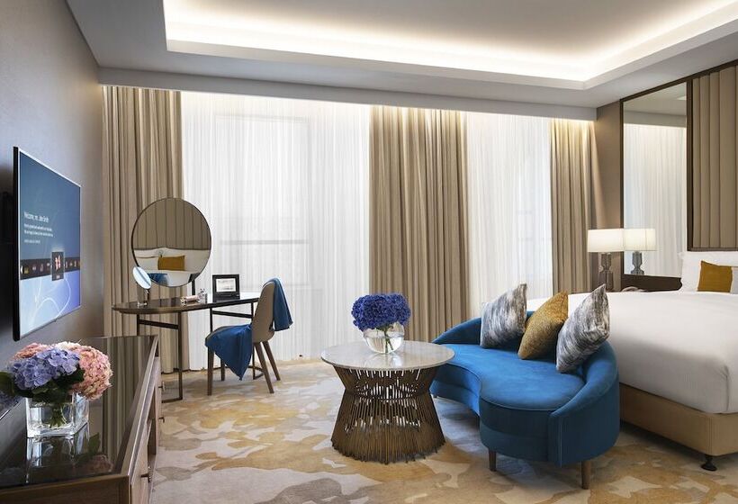 带3个卧室的套间, Al Jaddaf Rotana Suite