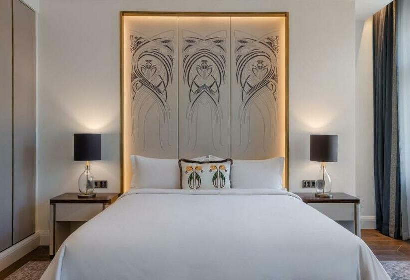带城市景观和大床的豪华房间, Matild Palace, A Luxury Collection