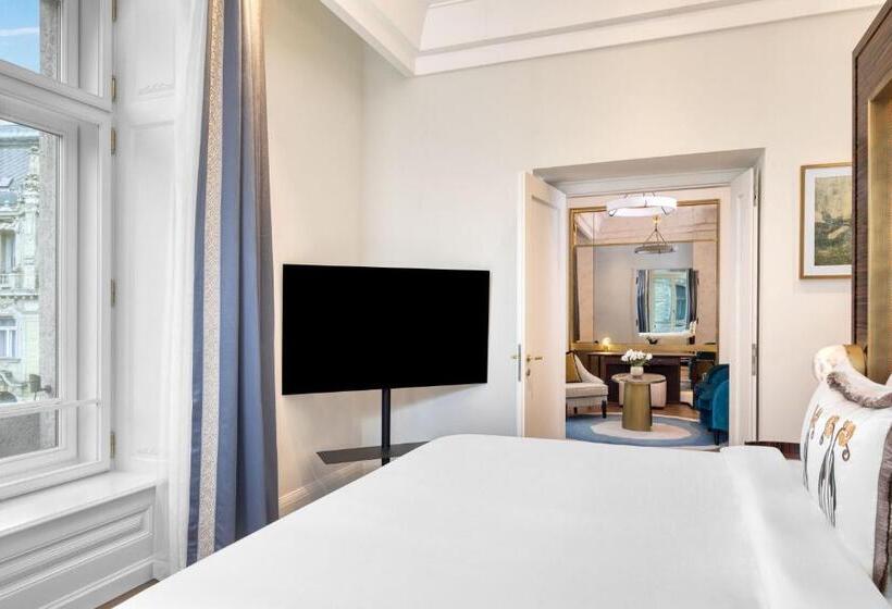 带城市景观的套间, Matild Palace, A Luxury Collection