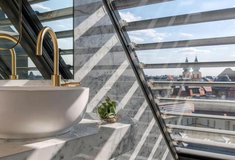 带大床的套房, Matild Palace, A Luxury Collection