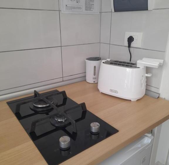 سوئیت 2 خوابه, I Templari B&b