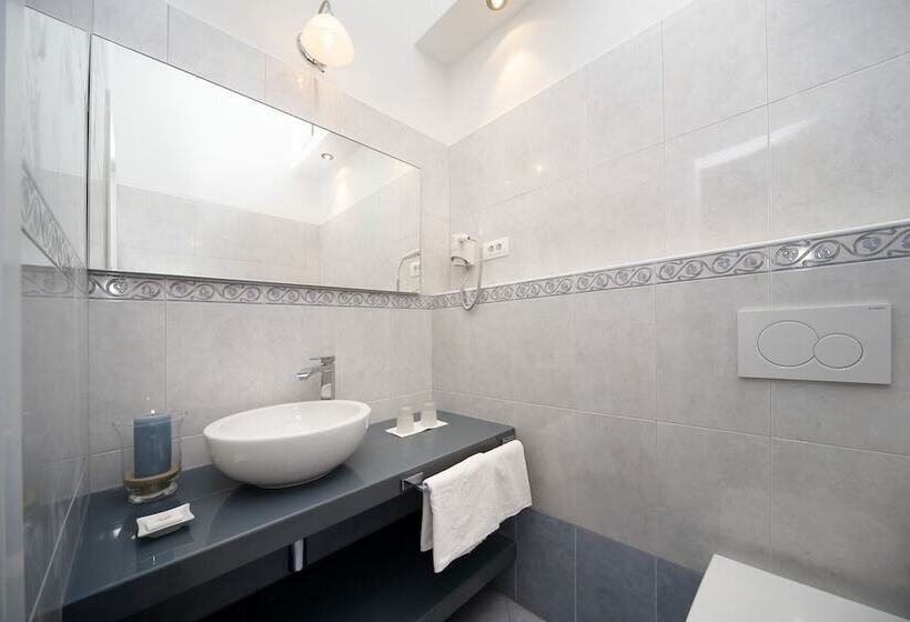 Апартаменты 1 Спальня, Garni Villa Tyrol Adults Only