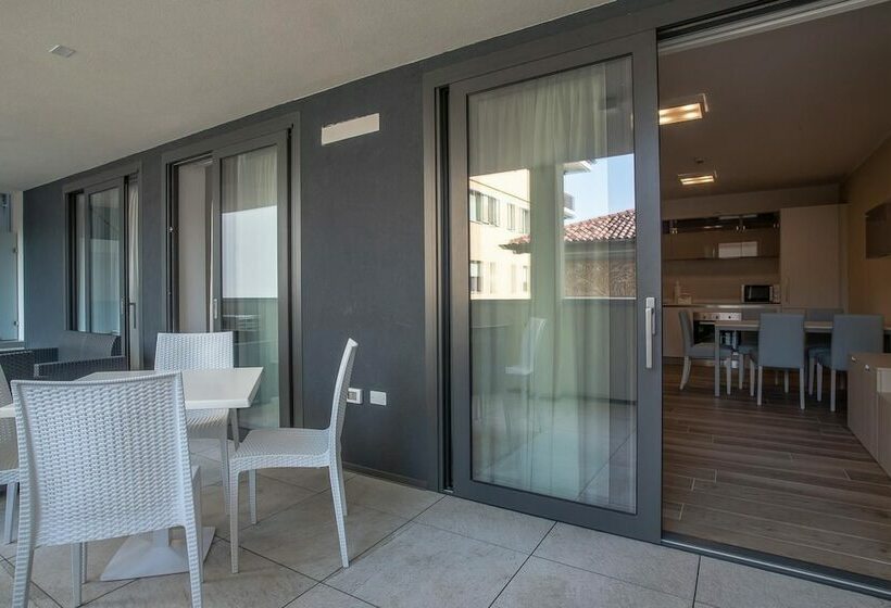 آپارتمان سوپریور 1 خوابه, Aparthotel Miramare