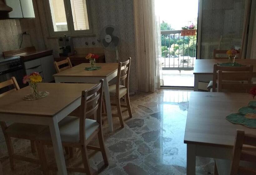 חדר סטנדרט, Tilde B&b