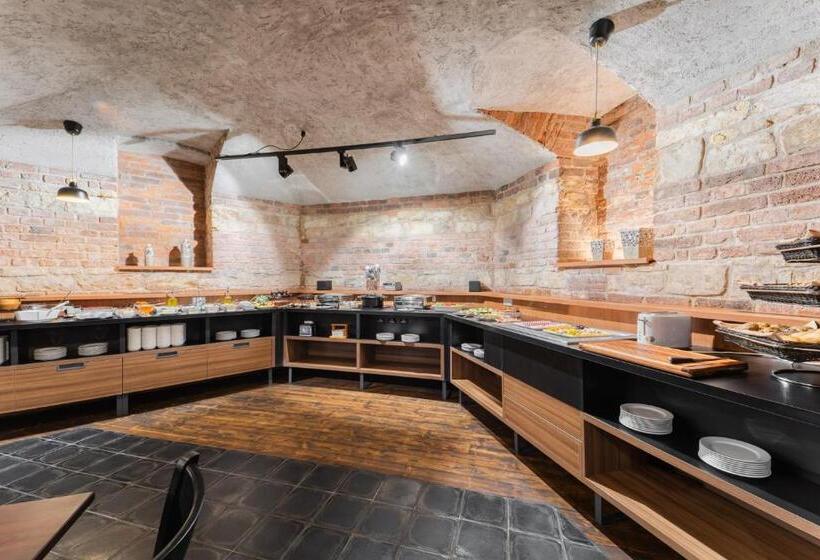 Standard Room, Ea Hotel Victoria