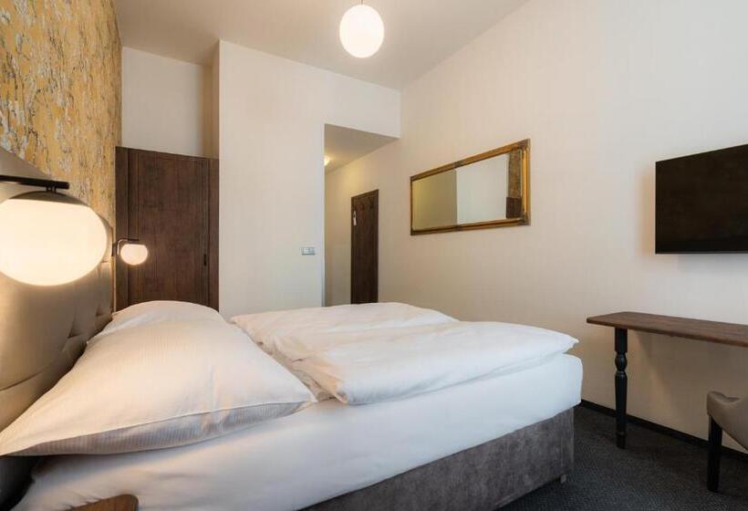 Standard Room, Ea Hotel Victoria